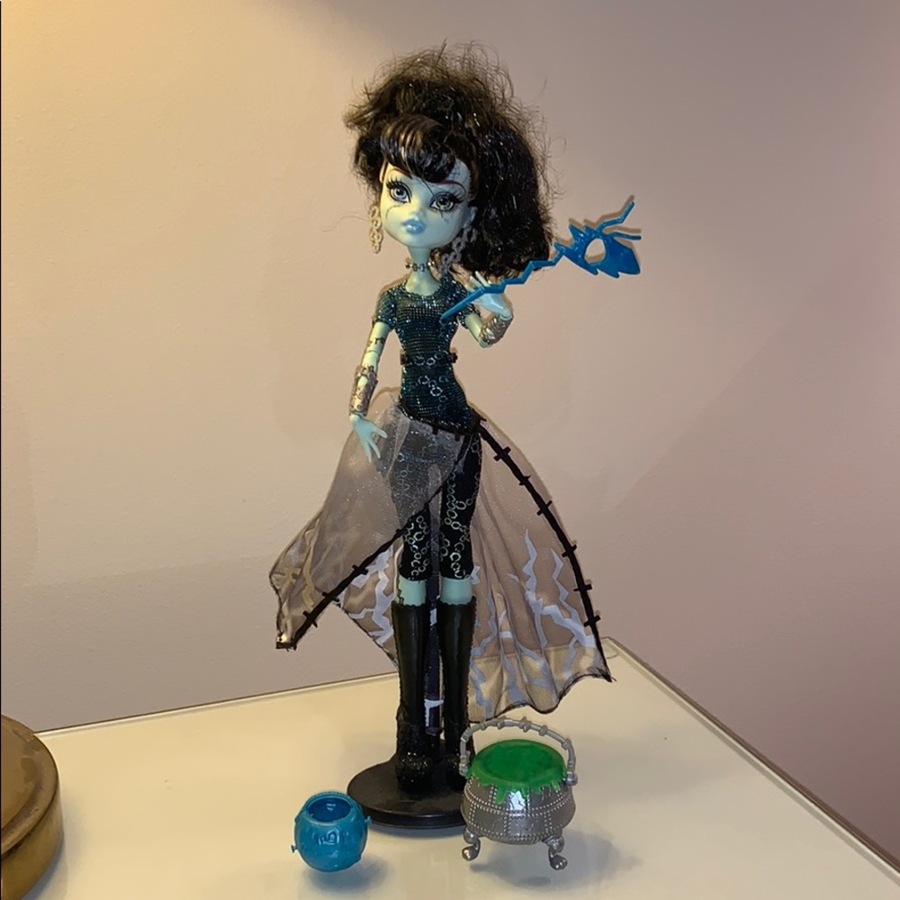 Frankiestein Ghouls Rule Monster High Doll
